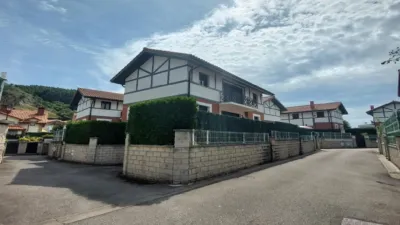 Chalet en venta en Calle Samano, Número 74, Sámano (Castro Urdiales) de 310.000 €